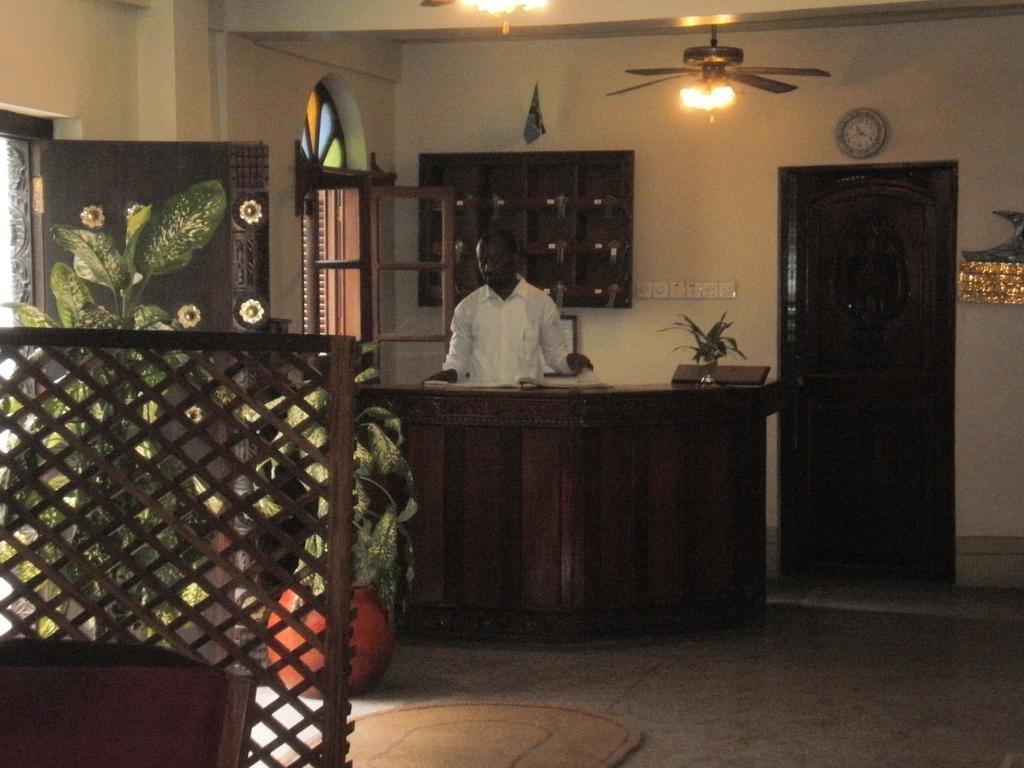 Asmini Palace Hotel Zanzibar Extérieur photo
